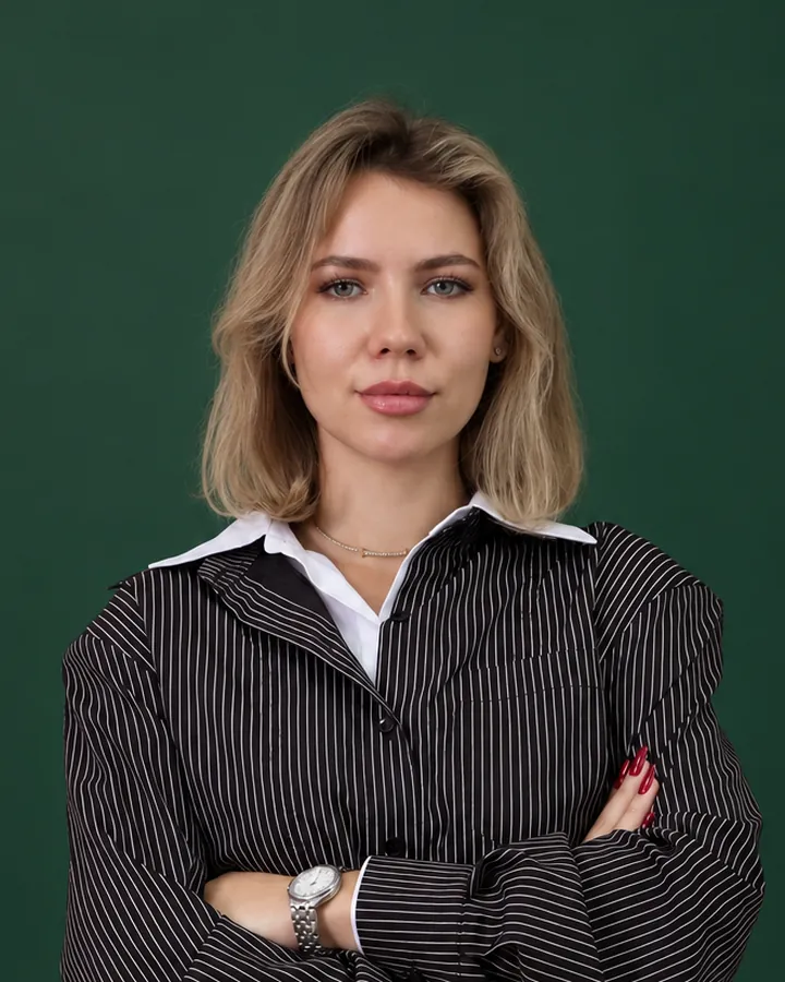 Ева Григорьевна, юрист